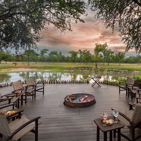 Onguma Forest Camp Намутоні Екстер'єр фото